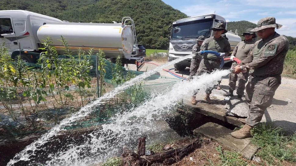 Liberation Day Weekend Rain Brings Relief and Cooler Temperatures to South Korea - News Directory 3