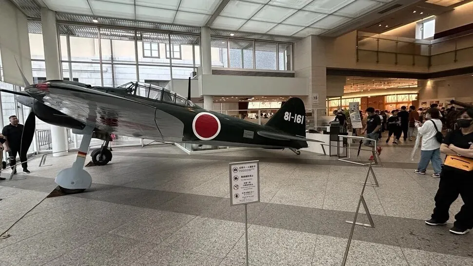 Ahead of V-J Day, Japanese young people reflect on whitewashed history at Yasukuni