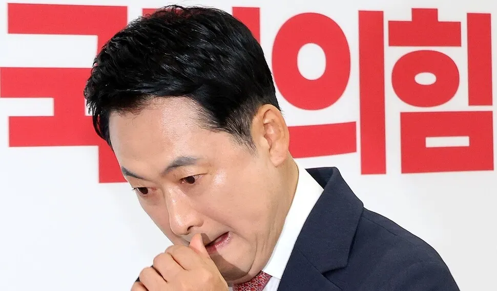 권영세 "장동혁 대표 사퇴 논의해야...전면적 재선거는 부적절" - 뉴스 썸네일 이미지