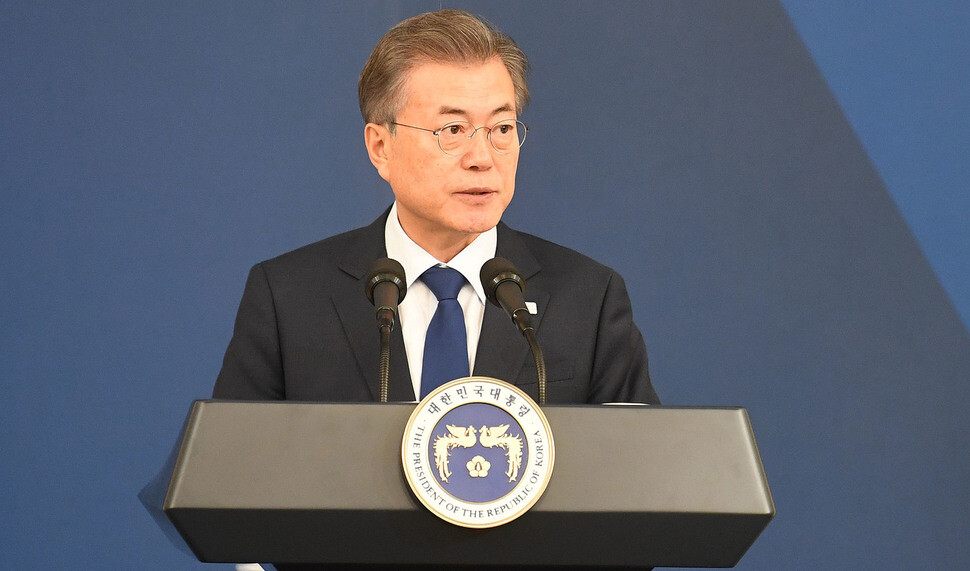 President Moon Jae-in addresses the sexual harassment allegations raised by Seo Ji-hyeon during a press conference at the Blue House on Jan. 30. (Blue House Photo Pool)