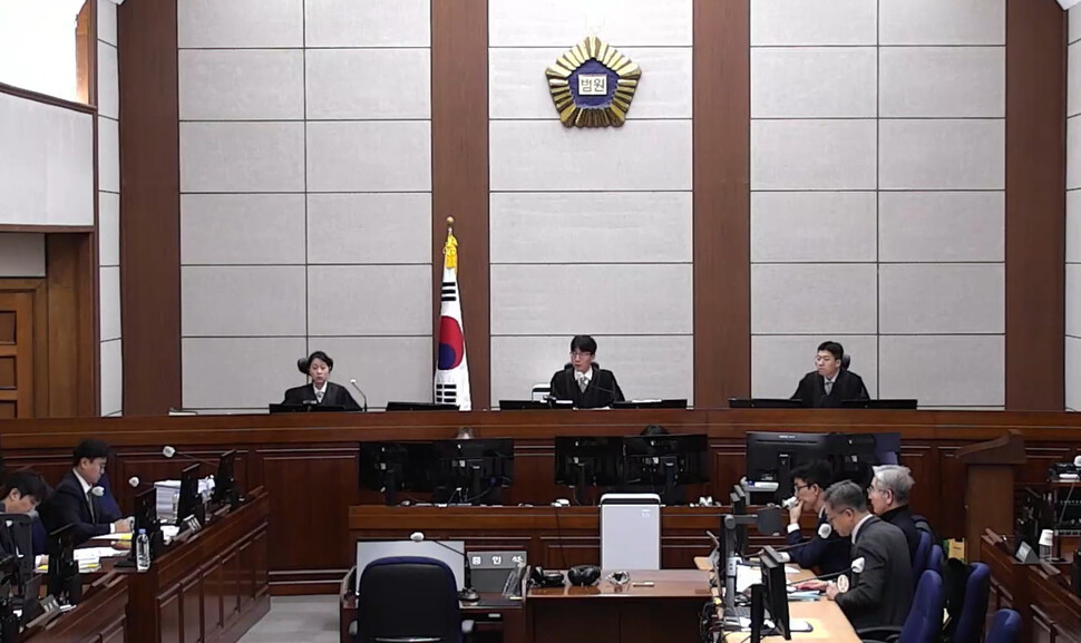 이하상 “특검 안 나온 재판은 불법” 트집…재판장, 17초 만에 “기각”