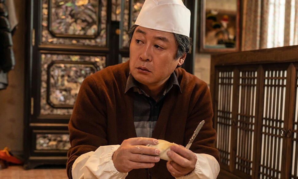 영화 ‘대가족’. 롯데엔터테인먼트 제공
