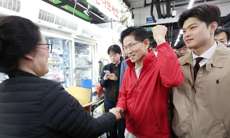 이재명에 ‘공산당 발상’이라더니, 김문수도 “100조 AI 펀드”
