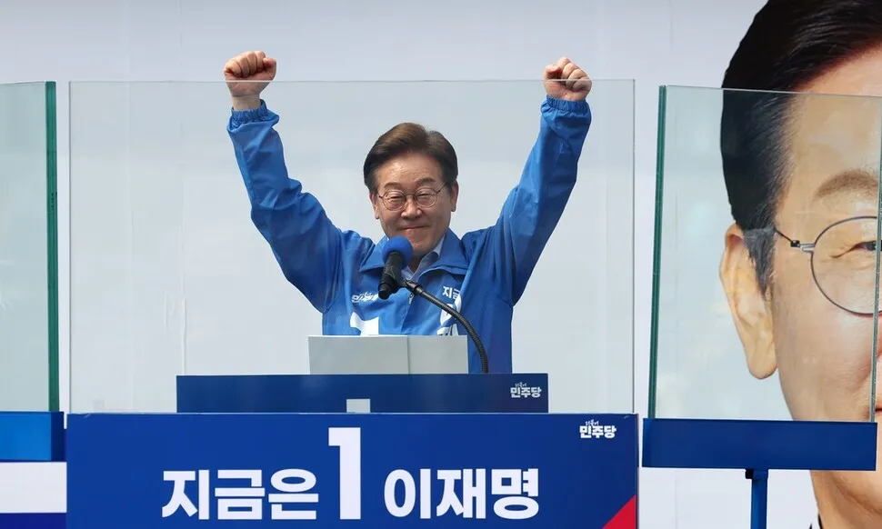 ‘사법살인’ 재소환한 이재명 “방탄유리 유세가 조롱거리냐”