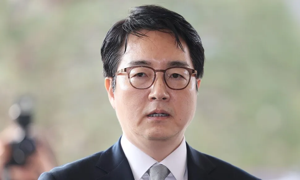 공수처 가는 심우정 ‘비화폰’…김건희 무혐의 직전 대통령실과 직통