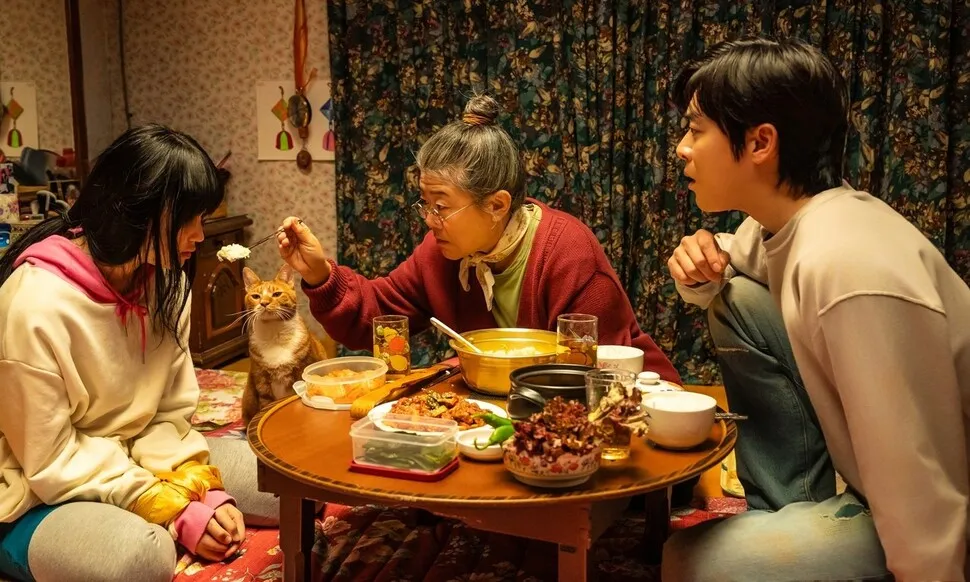 오늘 개봉 ‘좀비딸’, 사전예매 35만장 돌파…‘천만 …