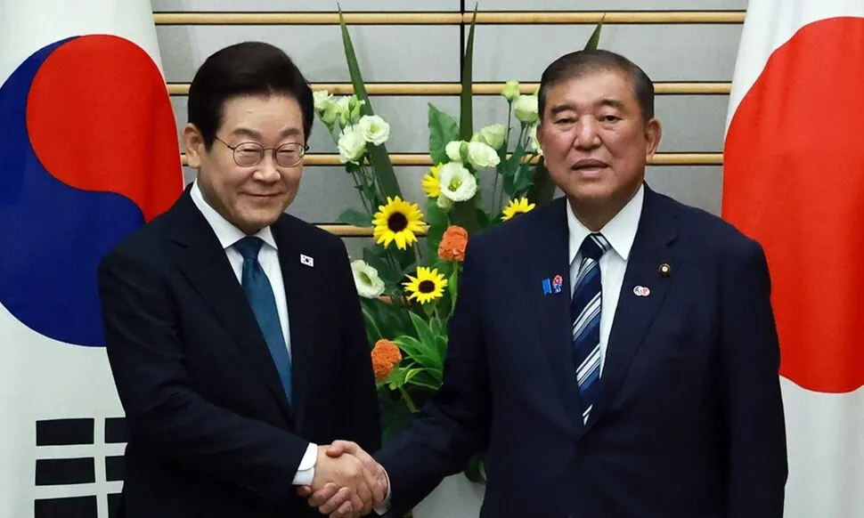 <font color="#FF4000">[속보]</font> 이 대통령-이시바 총리 “대북 공조·정책협의체·워홀 확대” 합의
