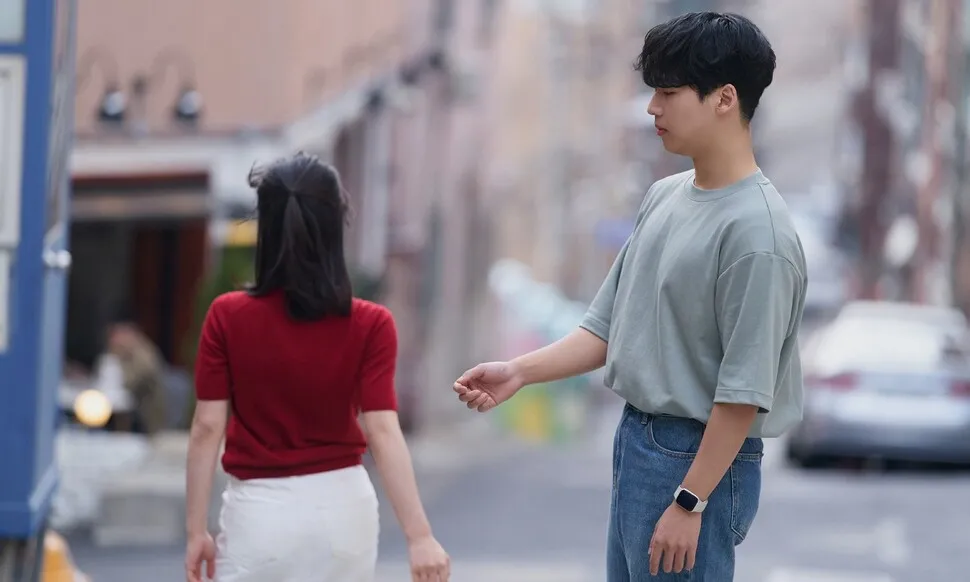 삼각관계만 찾아다니는 당신에게 [.txt] - 뉴스 썸네일 이미지