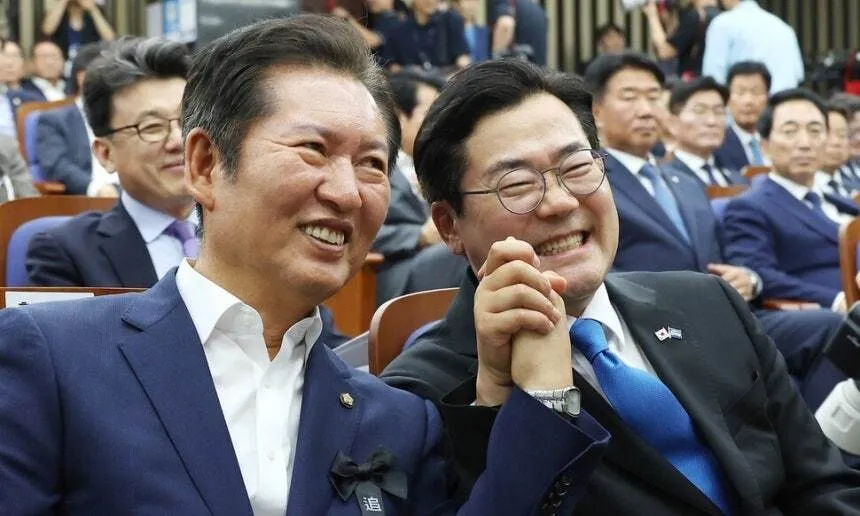 정청래 “개혁입법 싸움은 내가, 통합은 대통령이”…박찬…