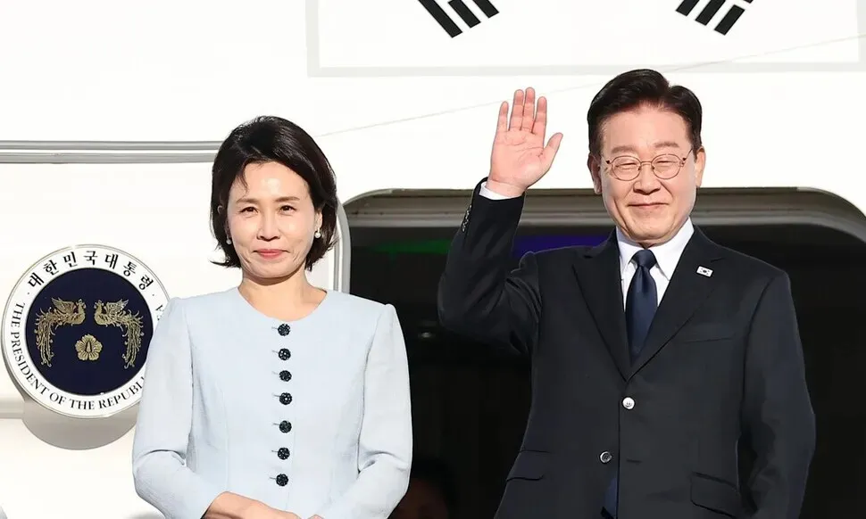 [Poll] Lee’s approval drops to 43% as disapproval rises to 48%