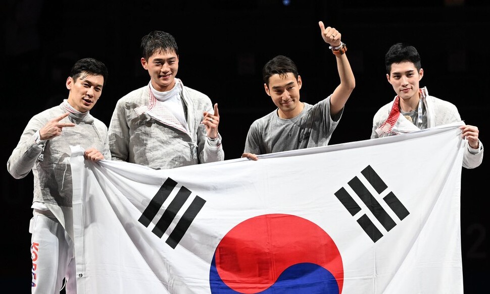 '검객' 김정환 "성공보다 3~4배 많은 패배 겪어…간절히 바라면 이루어진다" : 스포츠일반 : 스포츠 : 뉴스 : 한겨레 - Vimarsana News