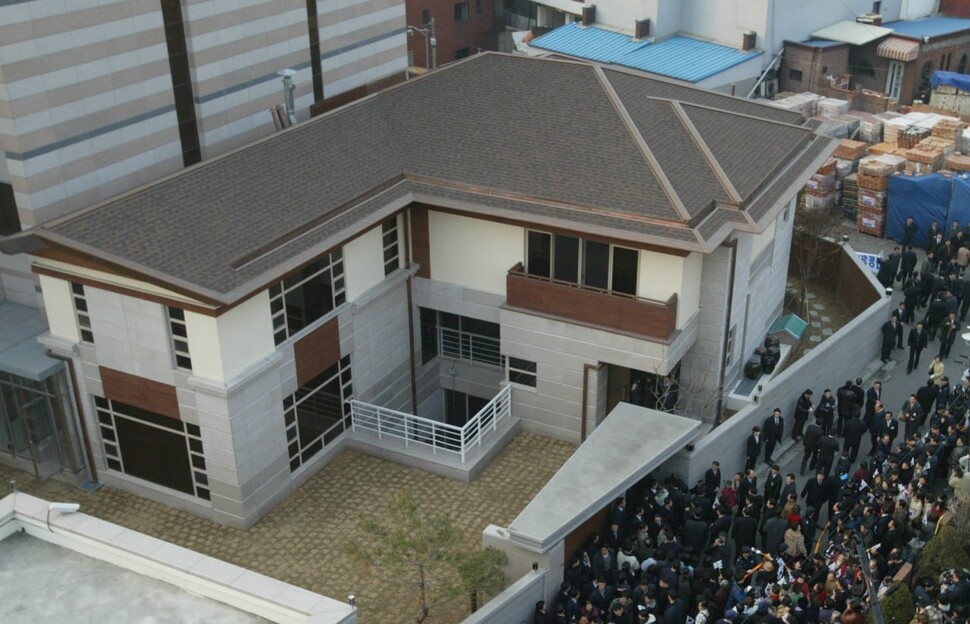 [단독] DJ Donggyo-dong residence bought in early July