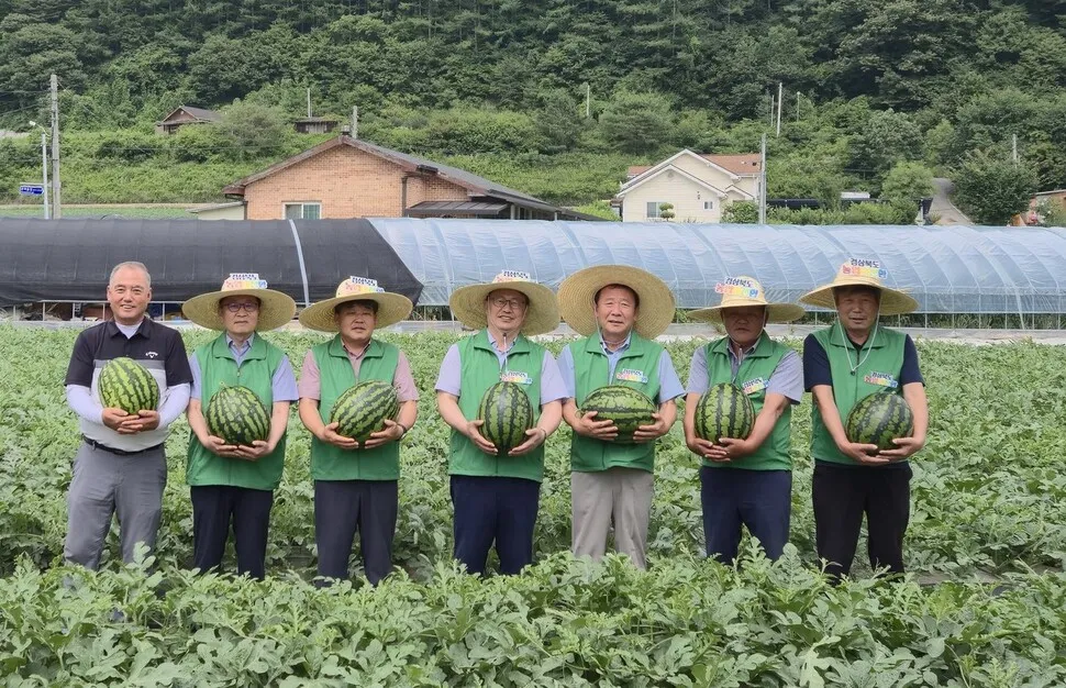 수박·방울토마토 이모작했더니 소득 3배…‘특화형 공동영…