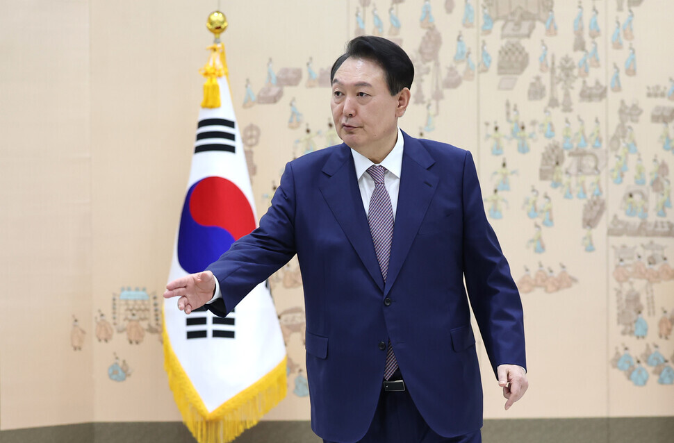 President Yoon Suk-yeol leaves after a ceremony at the presidential office in Yongsan on Sept. 13. (Yonhap)