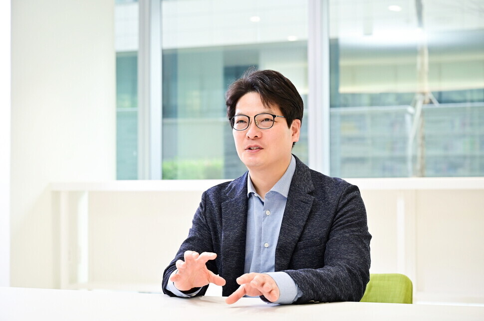 Choi Hyoung-jin is a principal engineer at the Samsung Research next-generation communications research center. (provided by Samsung Electronics)