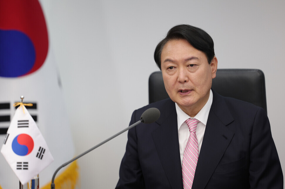 South Korean President Yoon Suk-yeol speaks via videoconference at a high-level meeting of IPEF members on May 23. (provided by the Office of the President)