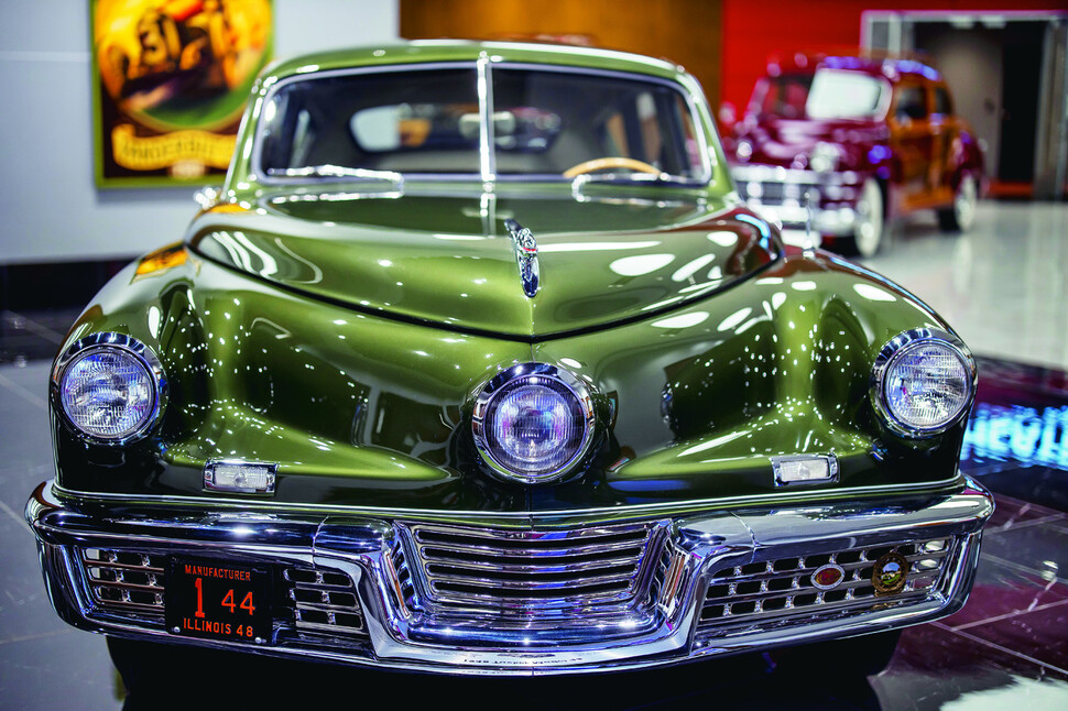 Tucker 48 em exibição no Georgia Auto Museum em dezembro de 2021. EPA Yonhap News