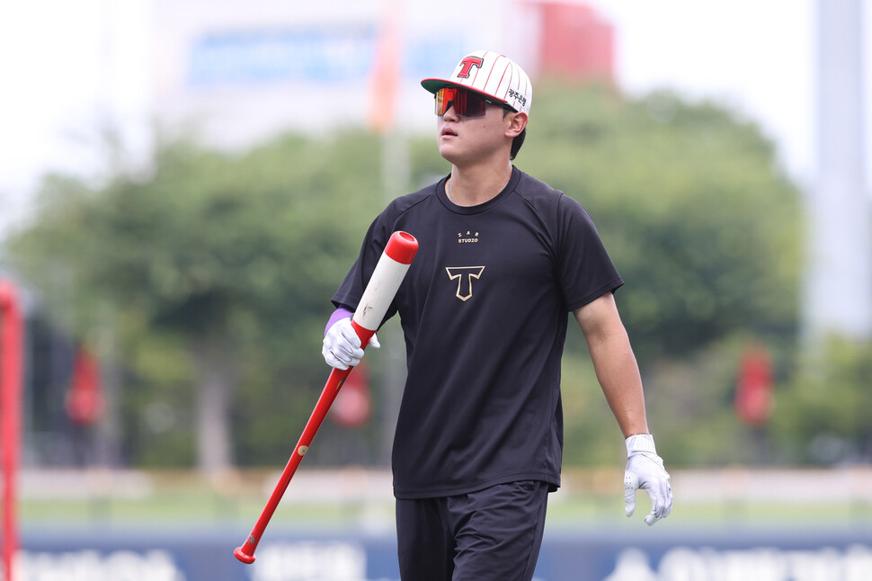 Kim Do -young (KIA Tigers) is training ahead of Hanwha Eagles, which was scheduled to be held in Gwangju Kia Champions Field on the 2nd. Provided by Kia Tigers