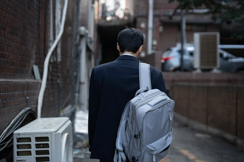 孤独が脳を蝕む？ 청소년기 고립이 뇌 발달에 미치는 충격적인 영향 [건강한겨레]
