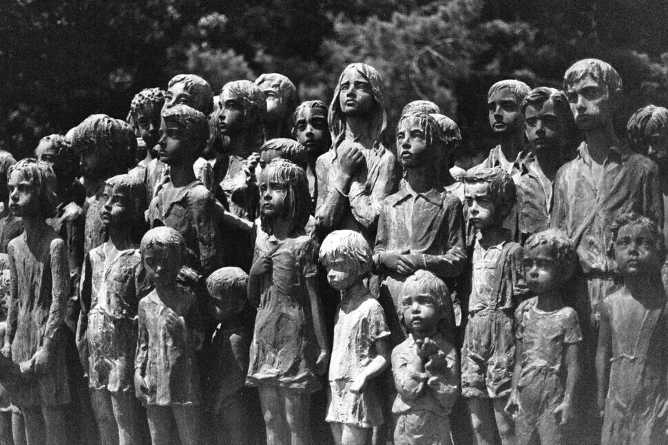 [Photo] 83 years after Nazis’ massacre in Lidice, unspeakable horrors continue in Gaza