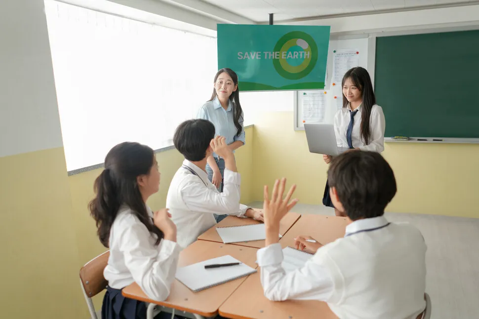“왜 생각해야 해요?”…AI가 답해주는 시대, 우리 아이 ‘토론력’ 키우기
