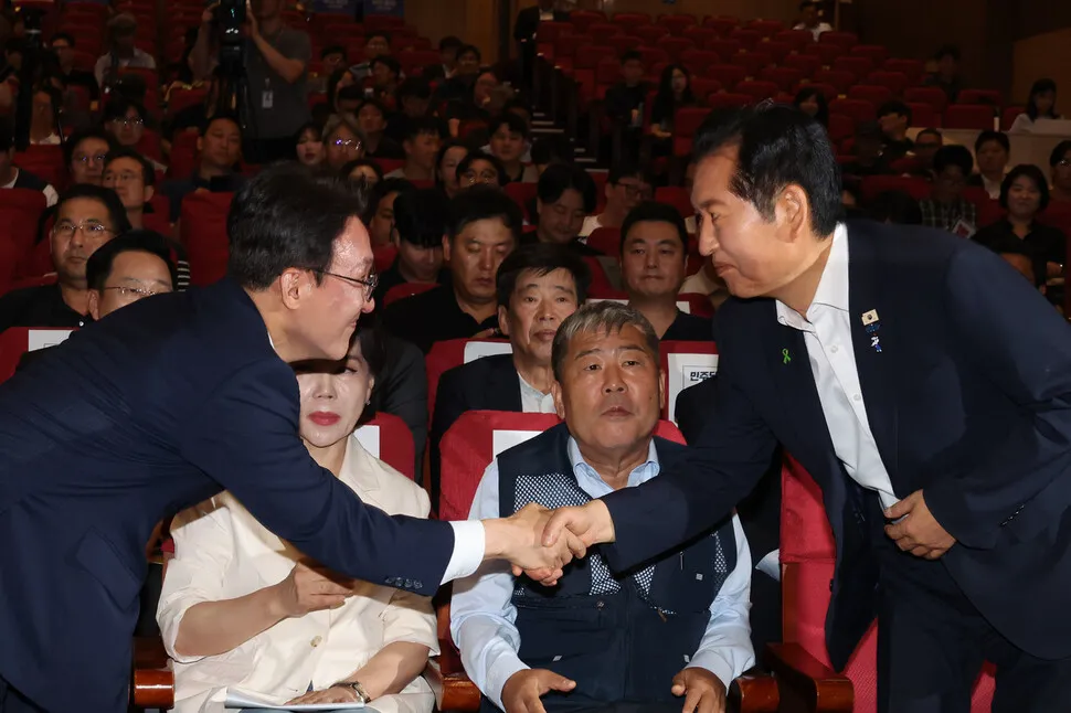 김민석이 쏘아올린 '신천지 개입설'..."특검 무산과정 살펴봐야" 주... - 뉴스 썸네일 이미지
