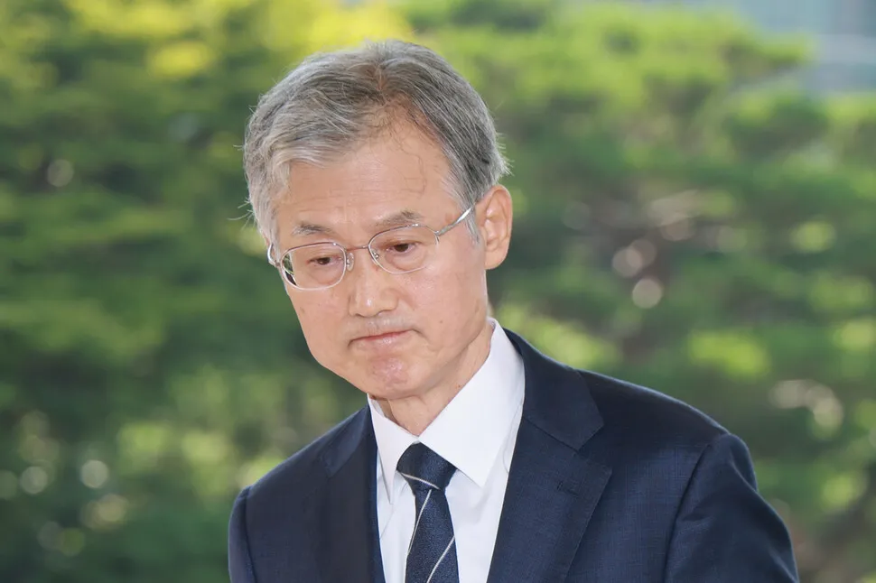 복귀한 조희대 “대법관 재제청, 경과 듣고 말씀 드릴 것”