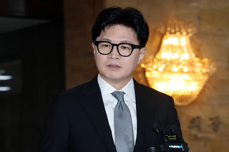 한동훈, 김승원에 “해명 않고 도망가…청문회 아닌 특검 받아야”