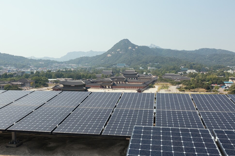The solar power development center at the National Museum of Korean Contemporary History. (provided by Seoul City)