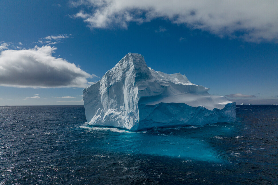 A large iceberg north of D’Urville Island, Antarctica (courtesy Greenpeace)