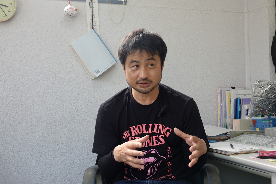 2023년 5월22일 일본 아이치현 오카자키시 미카와 다르크 사무실에서 중독자 출신 스태프 다카하시(49)씨가 다르크에 대해 설명하고 있다. 김양지 기자