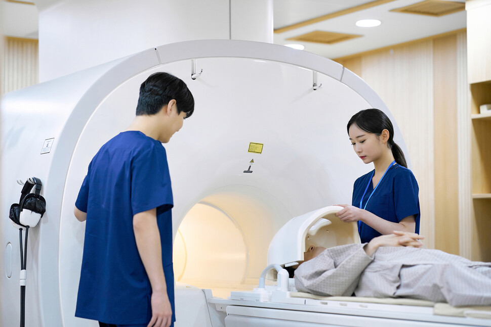 조영제와 파킨슨병: 논란의 진실과 안전한 검사 방법 2 MRI