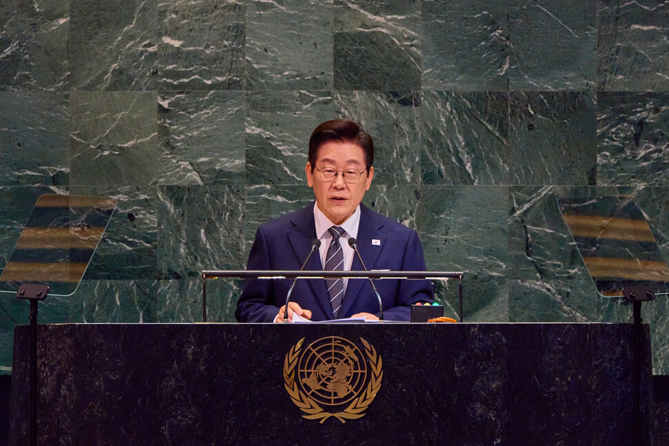 이재명 대통령이 2025년 9월23일(현지시각) 미국 뉴욕 유엔본부 총회장에서 기조연설을 하고 있다. 연합뉴스