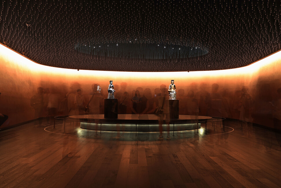 국립중앙박물관 사유의방. 한겨레 백소아 기자