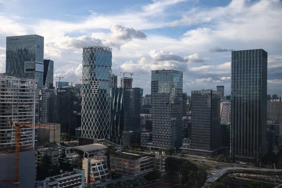 중국 선전의 특별한 인재유치...주택·의료 둥지 지어놓고 봉황 부른다 - 뉴스 썸네일 이미지