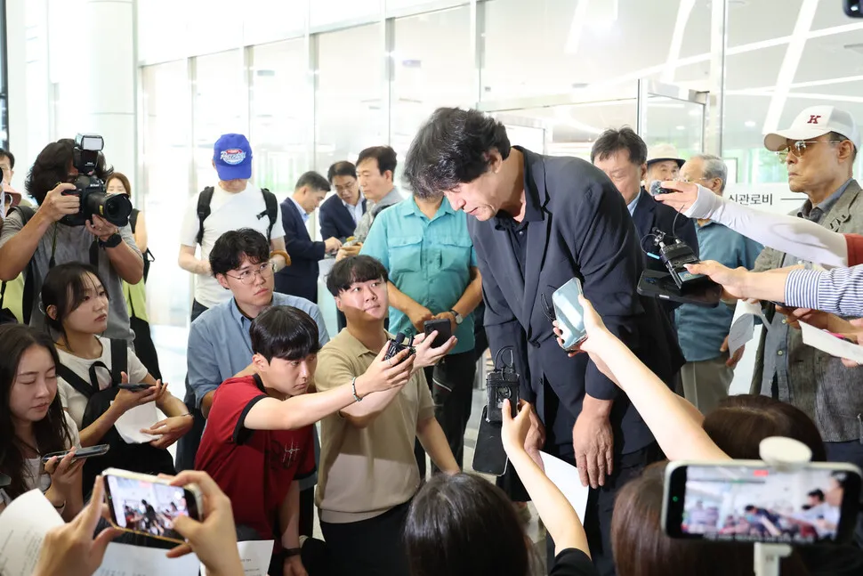 “선배·아비 심정으로 선처 호소”…탄원서 낸 배재학당 총동창회 [만...