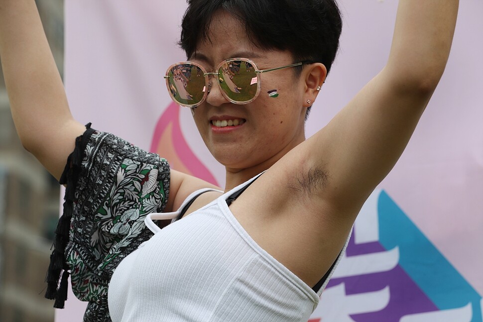 [이순간] 저는 사랑스러운 ‘겨털’입니다