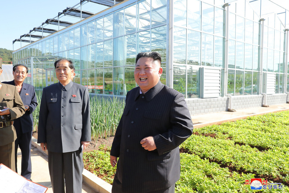  the Rodong Sinmun reported that North Korean leader Kim Jong-un conducted on-the-spot guidance at a “general seed research and development base” operated by the Korean People’s Army. (Yonhap News)