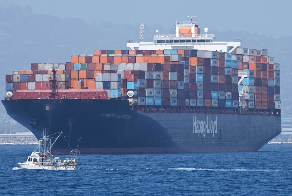 Trump Imposes 60% Tariffs on 60 Countries - News Directory 3