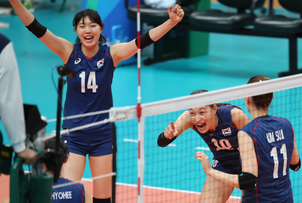 여자배구, 카메룬 꺾고 조3위로 8강행