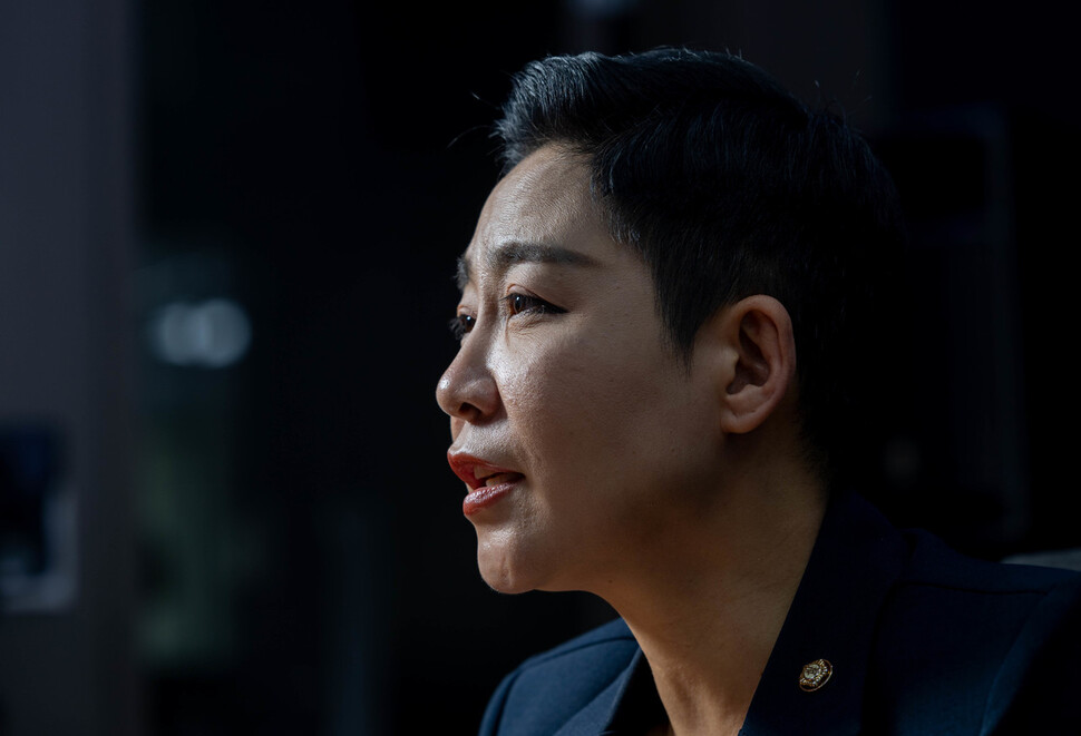 김재원 조국혁신당 의원이 2025년 9월23일 서울 여의도 국회의원회관에서 한겨레21과 인터뷰하고 있다. 김진수 선임기자 jsk@hani.co.kr