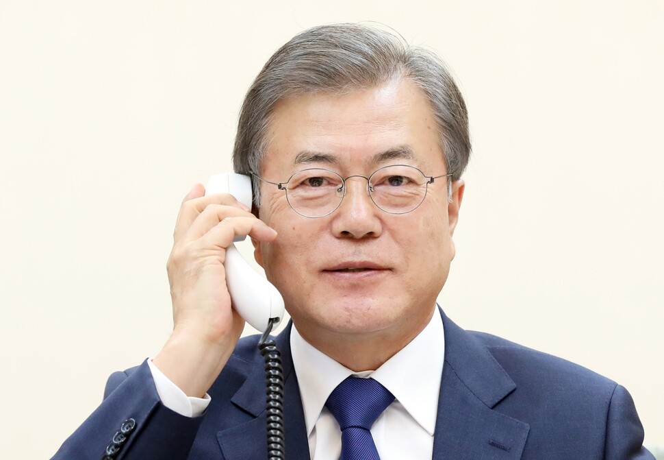 South Korean President Moon Jae-in on the phone with US President Donald Trump on May 7. (provided by the Blue House)