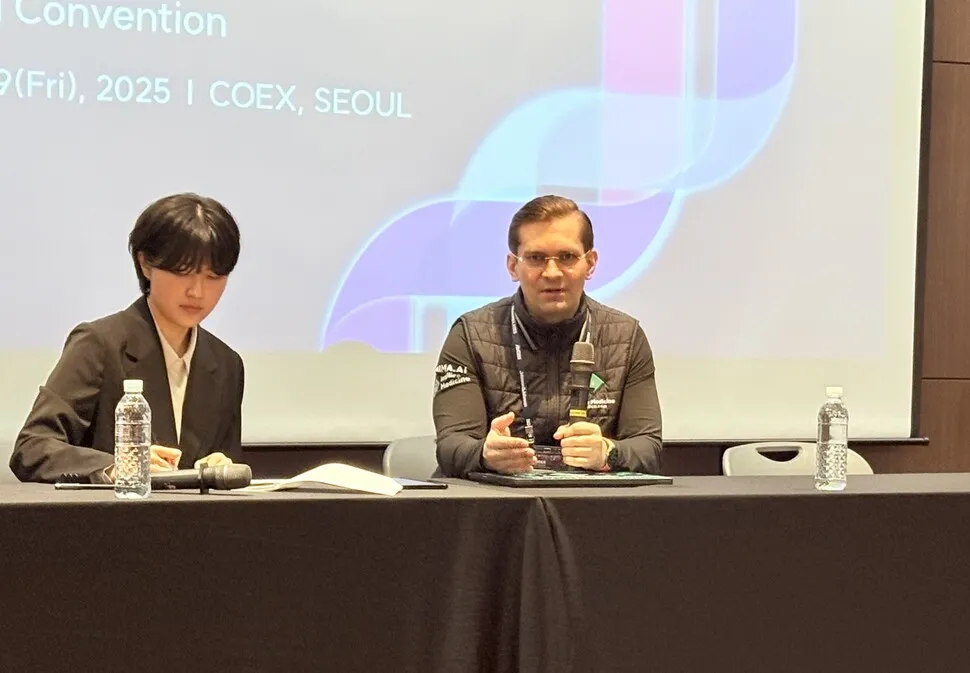 AI 혁신, 노화 멈추고 건강 수명 20년 늘릴 수 있을까? - 존스홉킨스대 연구 결과 주목