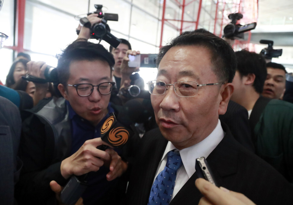 Kim Myong-gil, roving ambassador of North Korea’s Foreign Ministry, talks to reporters during a layover in Beijing on Oct. 7 after North Korea’s working-level talks with the US in Stockholm.