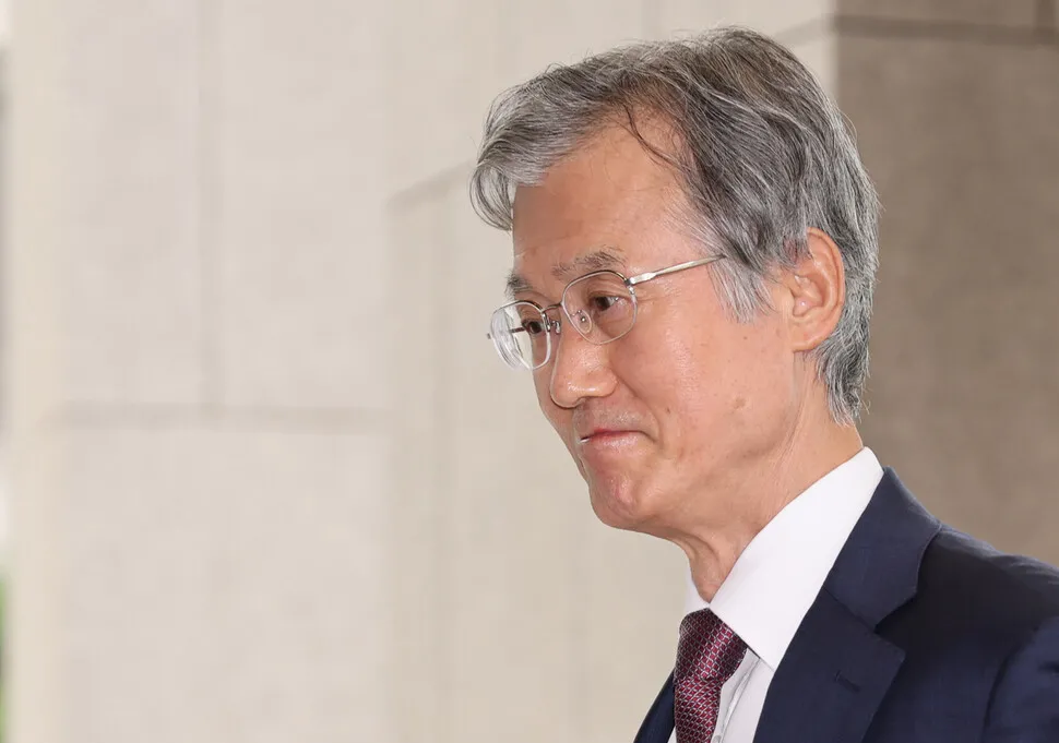 김영진 "조희대, 결자해지 하라" 윤건영 "대법원장의 반란" - 뉴스 썸네일 이미지