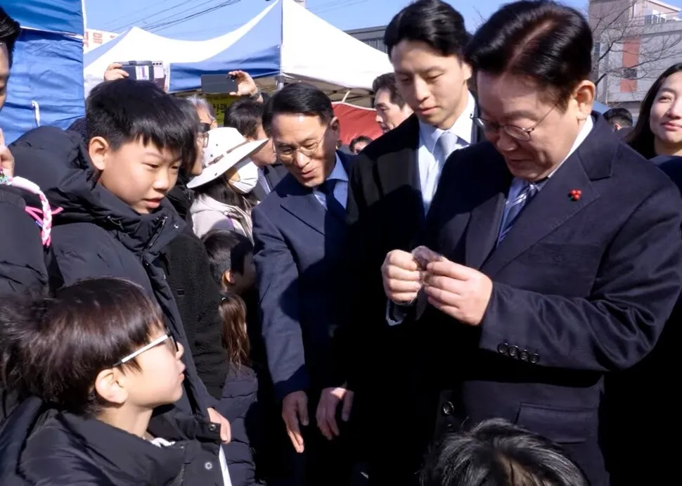 '두쫀쿠' 처음 접한 이 대통령..."두바이에서 왔나? 정말 희한하다" - 뉴스 썸네일 이미지