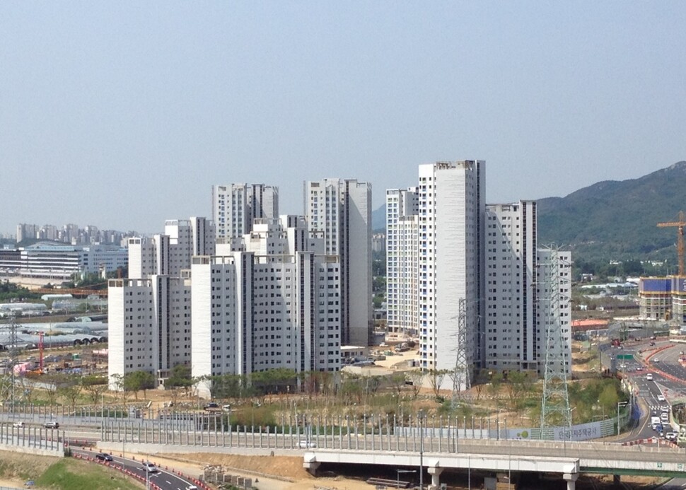 2011년 공사가 진행 중인 보금자리주택 서울 서초지구. 한국토지주택공사 제공