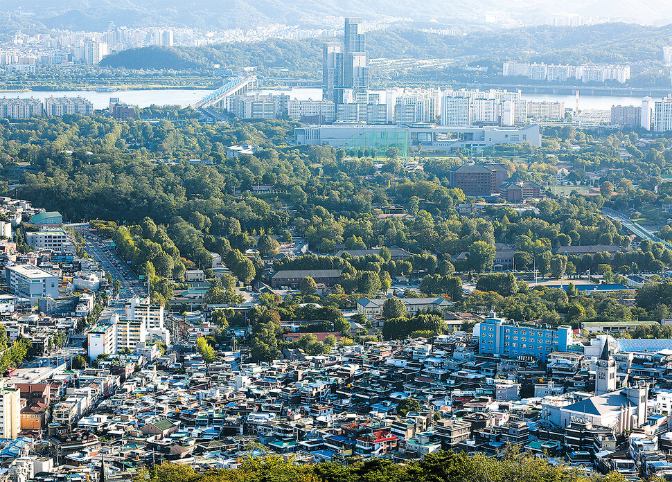 북쪽에서 바라본 현재 용산 미군기지 모습. 한겨레 자료