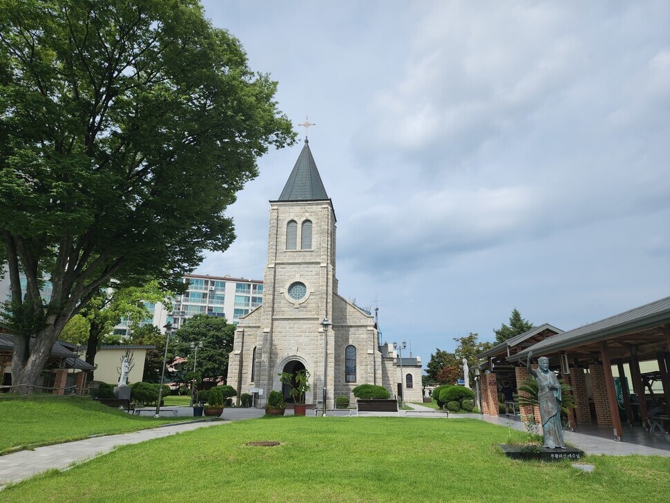 The Juknim-dong Cathedral sits at the center of Chuncheon’s old downtown district.