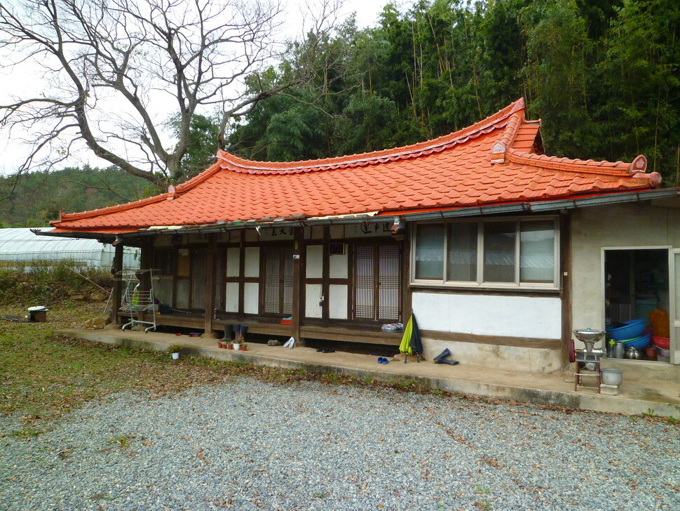 The home of farmer Baek Nam-gi in South Jeolla Province